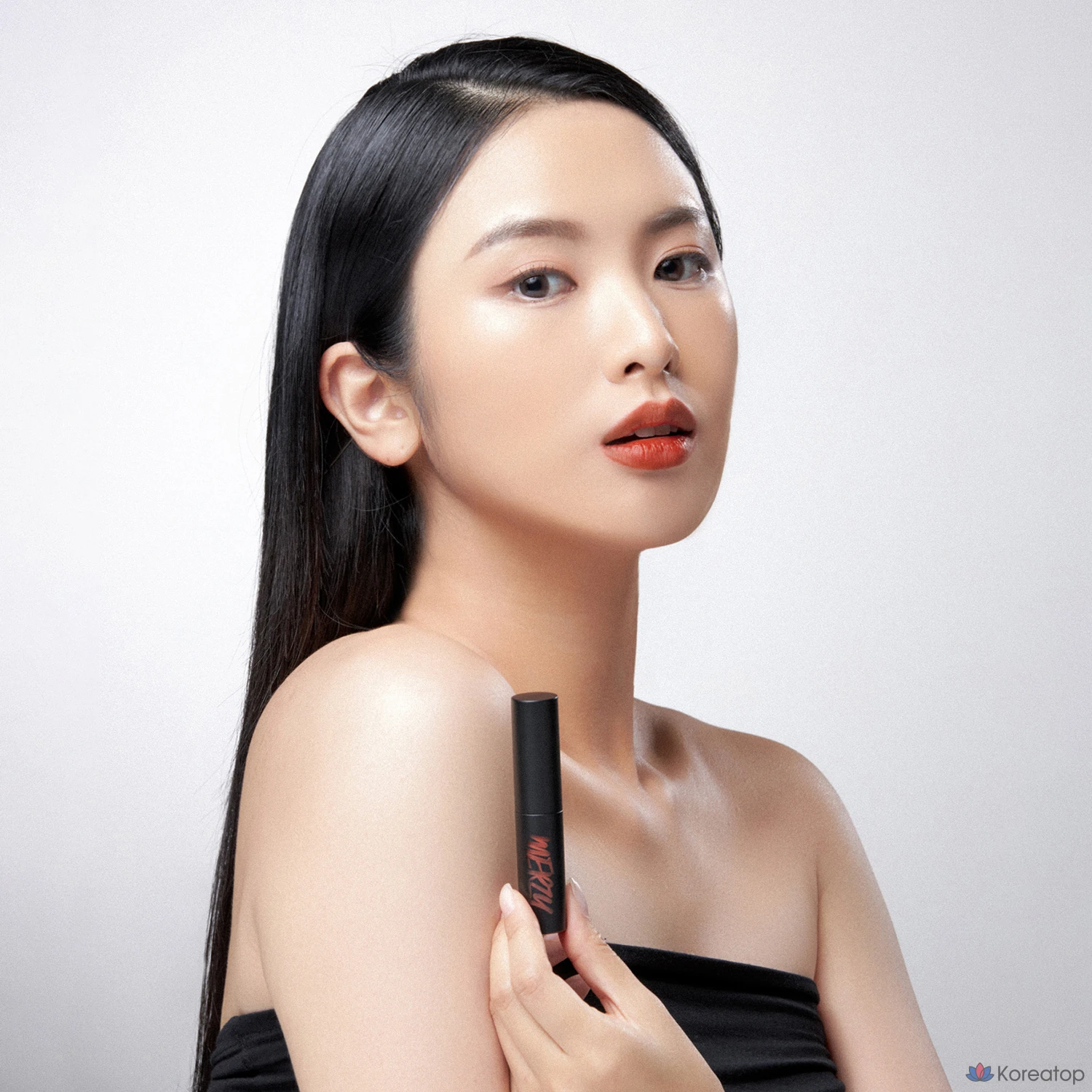 Тинт для губ MERZY The First Velvet Lip Tint, оттенок V8 Prague Orange, 4.5 г, 1 шт.