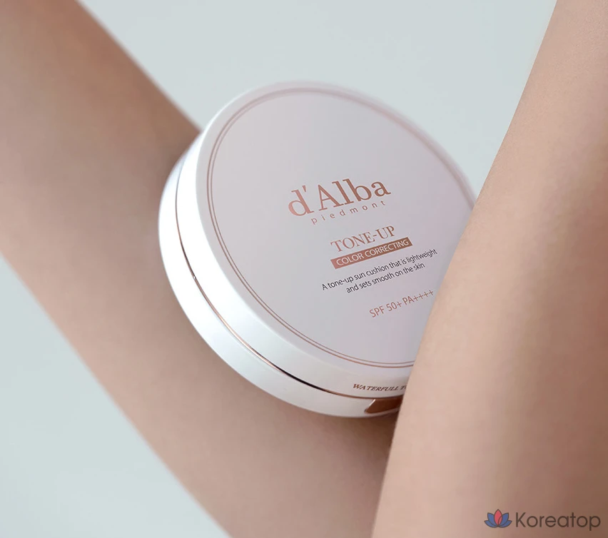 Тональный кушон d'Alba Waterfull Tone Up Sun Cushion SPF50+ PA++++, 15 г, 1 шт.