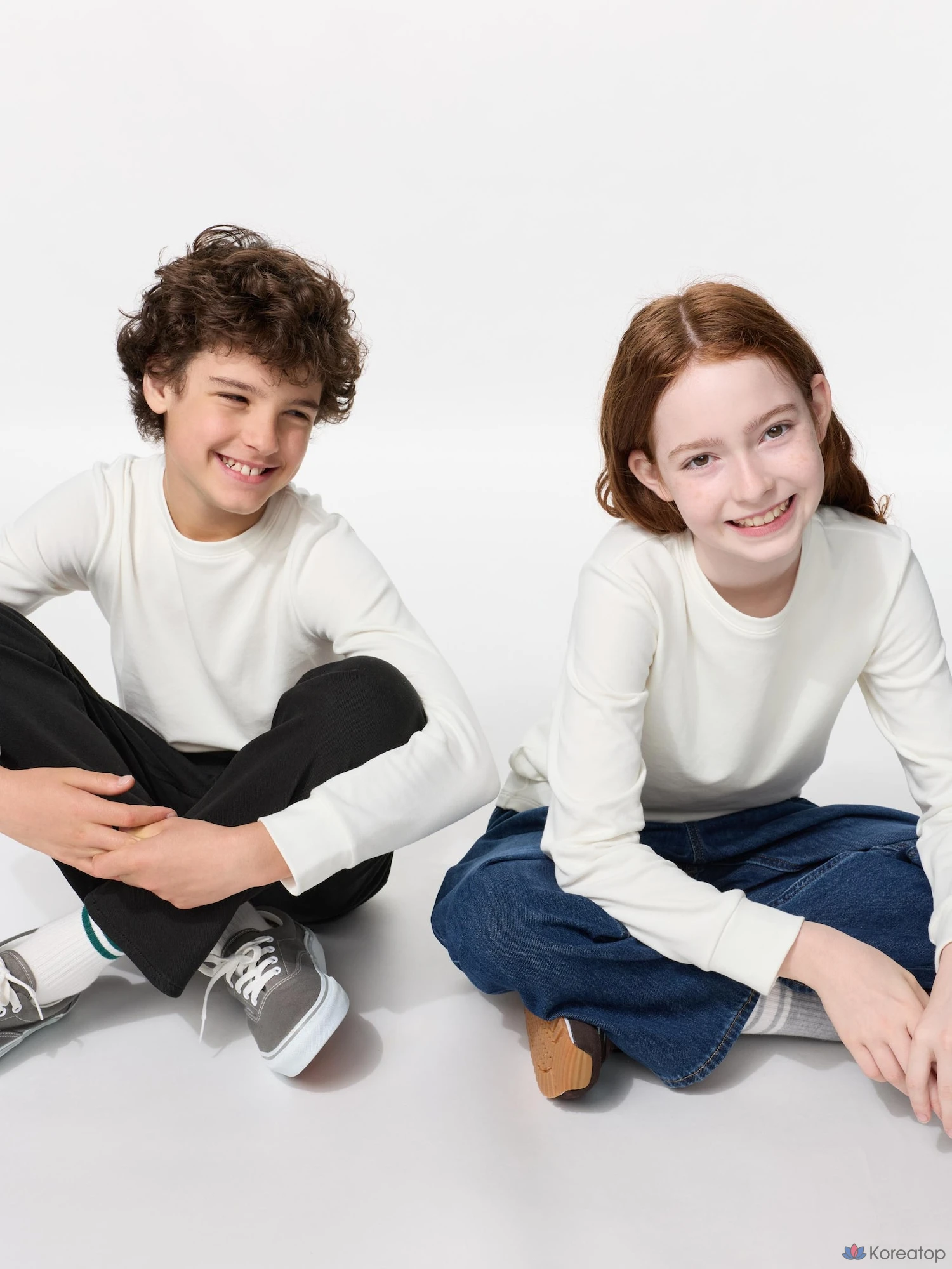 Футболка детская Uniqlo HEATTECH Extra Warm Cotton Crew Neck Long Sleeve T-Shirt