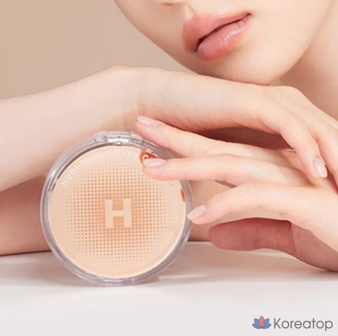 Кушон HANSKIN Nude Thin Cushion Foundation, оттенок Pure Cream, 12 г, 1 шт.