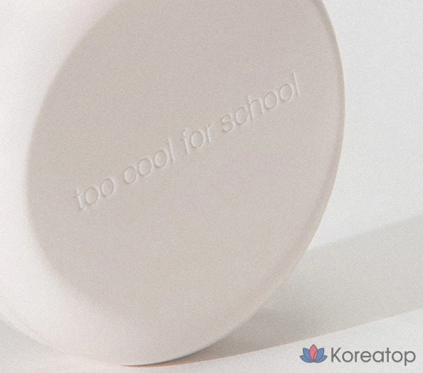 Кушон Too Cool For School Fixing Dew Cushion Foundation, оттенок 1 Porcelain, 12 г + 12 г, 1 шт.