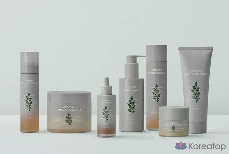 Очищающая пенка Missha Mugwort Pack Foam Cleanser, 150 мл, 1 шт.