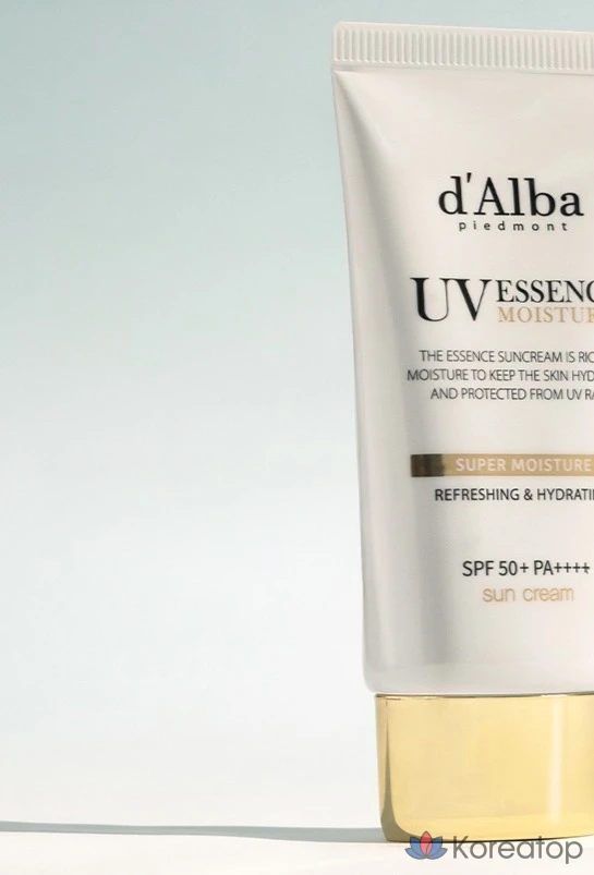 Солнцезащитный крем d'Alba Super Moisture Essence Sun Cream SPF50+ PA++++, 1 шт.