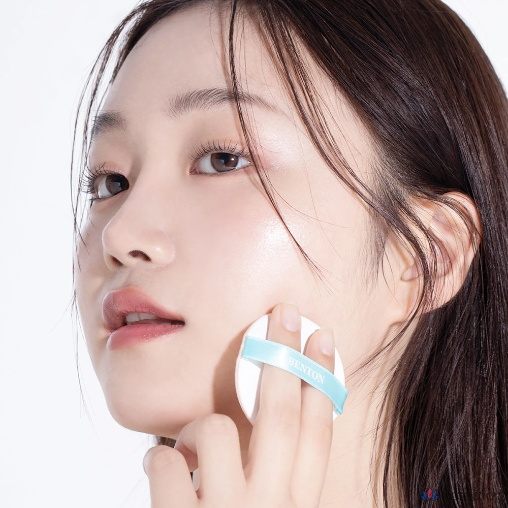 Солнцезащитный кушон Benton Cica Hydrating Tone-Up Sun Cushion SPF50+/PA++++, 15 г, 1 шт.