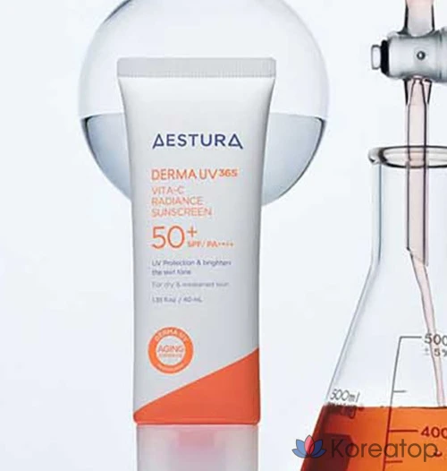 Солнцезащитный крем AESTURA DermaUV365 Vita C Glow Moisture Sun Cream SPF50+ PA++++, 40 мл, 1 шт.