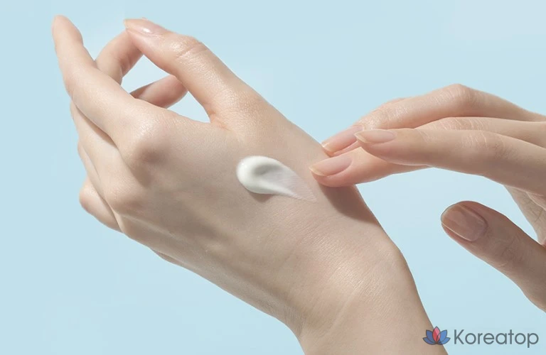 Солнцезащитный крем Needly Mild Moisture Sun Cream SPF50+ PA++++, 50 мл, 1 шт.