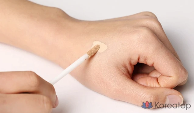 Консилер для лица Luna Long Lasting Tip Concealer Fixing Fit, оттенок 2 Natural Beige, 7.5 г, 1 шт.