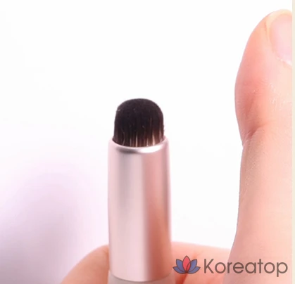Кисть для губ Espoir Dual Smudging Lip Brush, 1 шт.