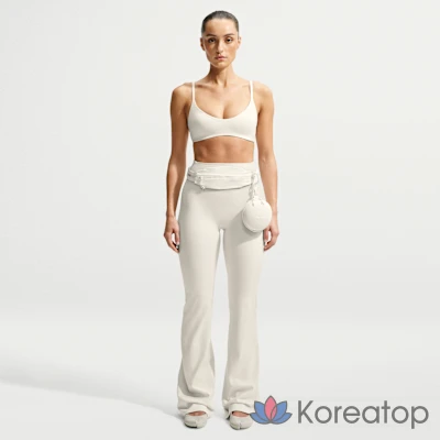 Леггинсы женские Nike Matte High Waist Slim Flare
