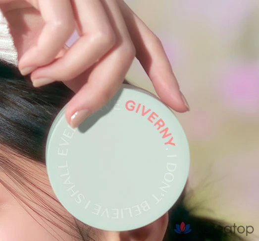 Кушон Giverny Fit Cover Cushion Foundation, оттенок 23NW Medium Beige, 12 г, 1 шт.