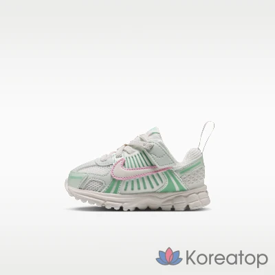 Кроссовки мужские Nike Zoom Vomero 5 SE SP