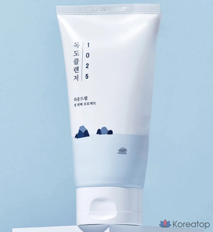 Очищающая пенка Round Lab 1025 Dokdo Cleanser, 150 мл, 1 шт.