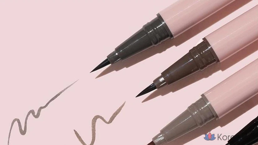 Подводка для глаз Lilybyred 9to9 Survival Natural Pen Liner, оттенок 01 Ash Black, 1 г, 1 шт.