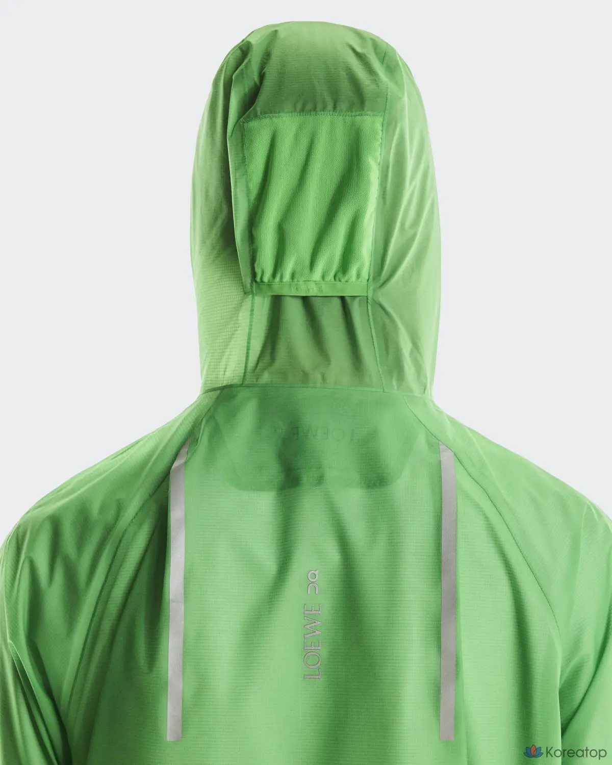 Куртка ON Ultra Jacket LOEWE