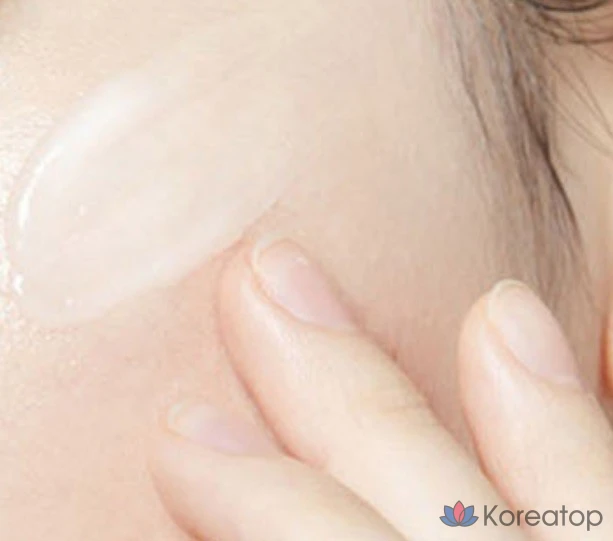Эссенция Etude House Moistfull Collagen Essence, 80 мл, 1 шт.
