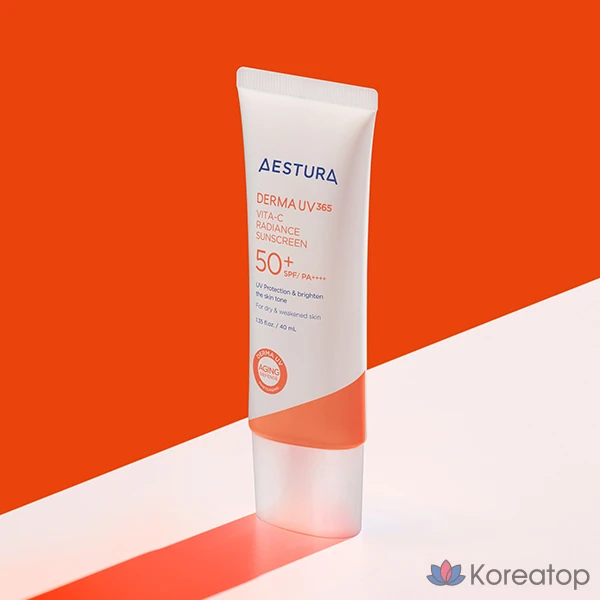 Солнцезащитный крем AESTURA DermaUV365 Vita C Glow Moisture Sun Cream SPF50+ PA++++, 40 мл, 1 шт.