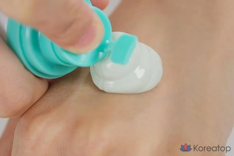 Пилинг-маска OBge Pore Zero Mousse Clay Pack, 1 шт.