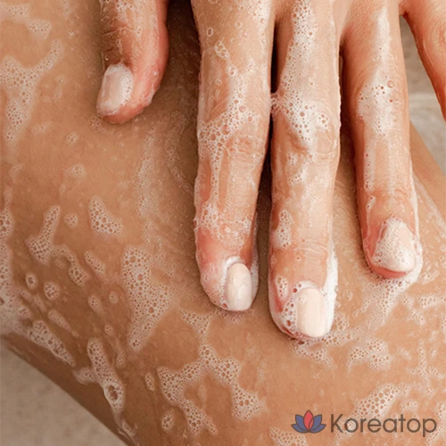 Гель для душа BEYOND Deep Moisture Creamy Body Wash, 300 мл, 1 шт.