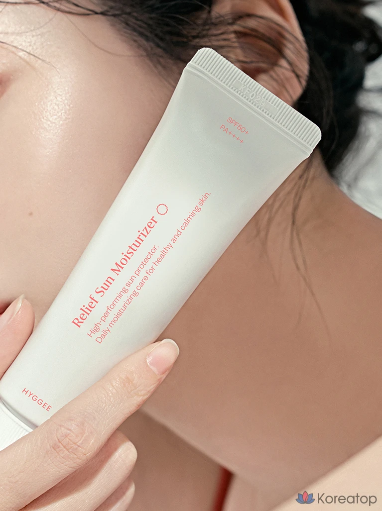 Солнцезащитный крем HYGGEE Relief Moisturizer Sun Cream SPF50+ PA++++, 50 мл, 1 шт.