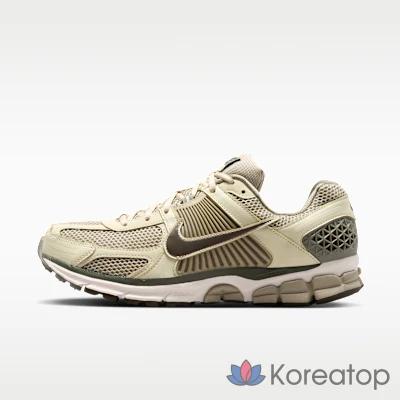 Кроссовки мужские Nike Zoom Vomero 5 SE SP