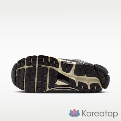 Кроссовки мужские Nike Zoom Vomero 5 SE SP, фото 2