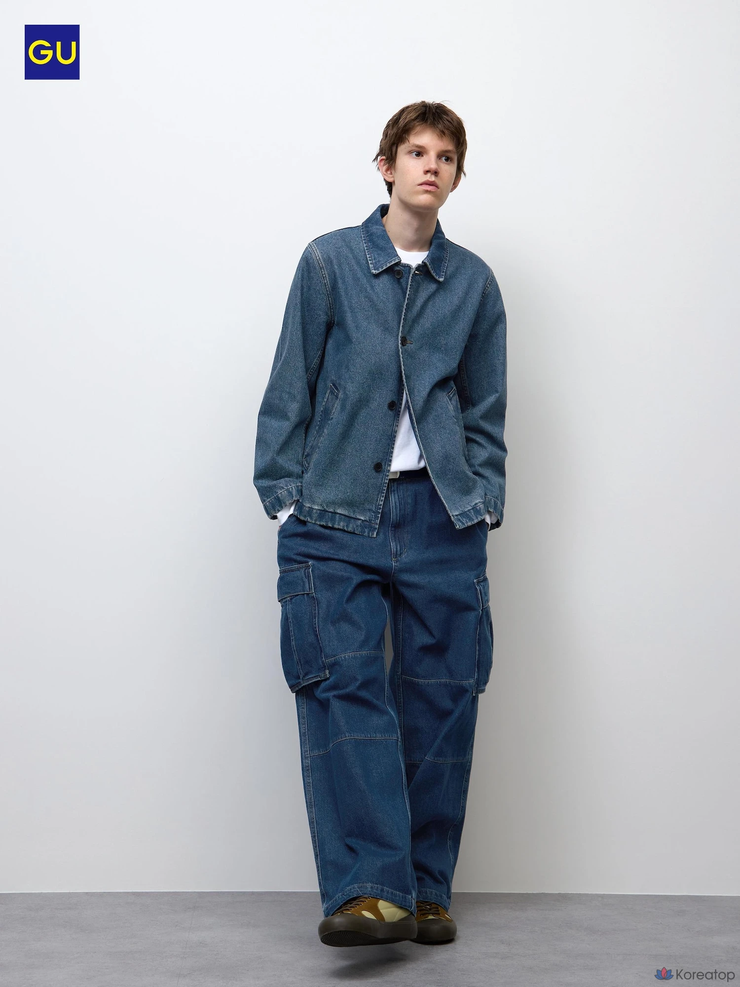 Джинсы-карго широкие Uniqlo Denim Wide Cargo Pants