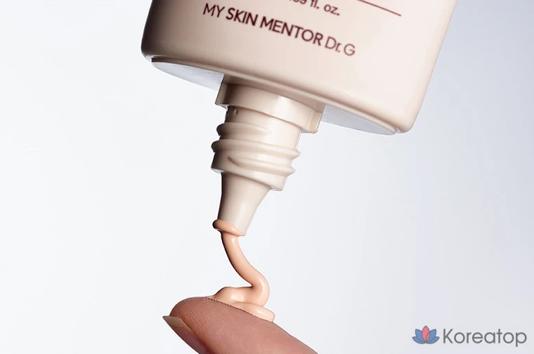 Солнцезащитный крем Dr. G Brightening Up Moisture Sunscreen SPF50+ PA++++, 50 мл, 1 шт.
