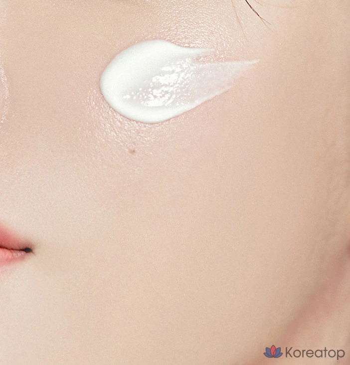 Солнцезащитный крем HYGGEE Relief Moisturizer Sun Cream SPF50+ PA++++, 50 мл, 1 шт.