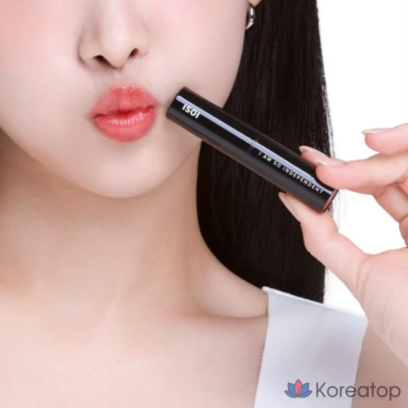 Бальзам для губ Isoi Lip Treatment Balm, оттенок Pure Red, 5 г, 1 шт.