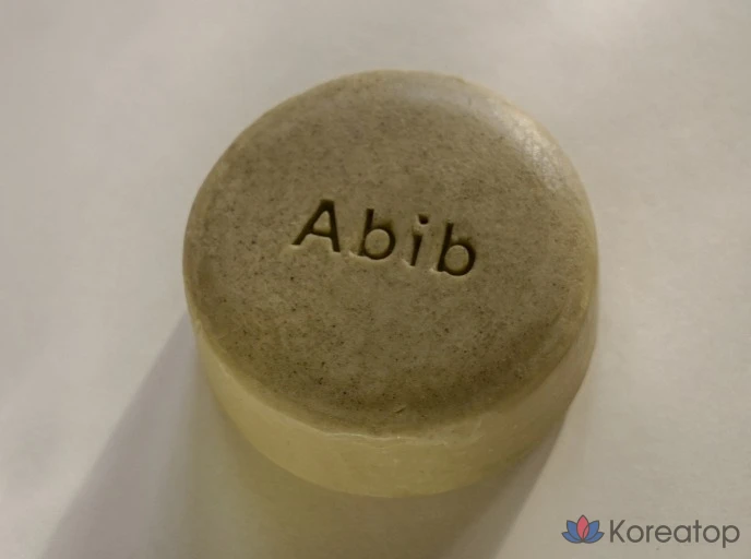 Очищающее средство для лица Abib Calming Facial Soap Heartleaf Stone, 100 г, 1 шт.