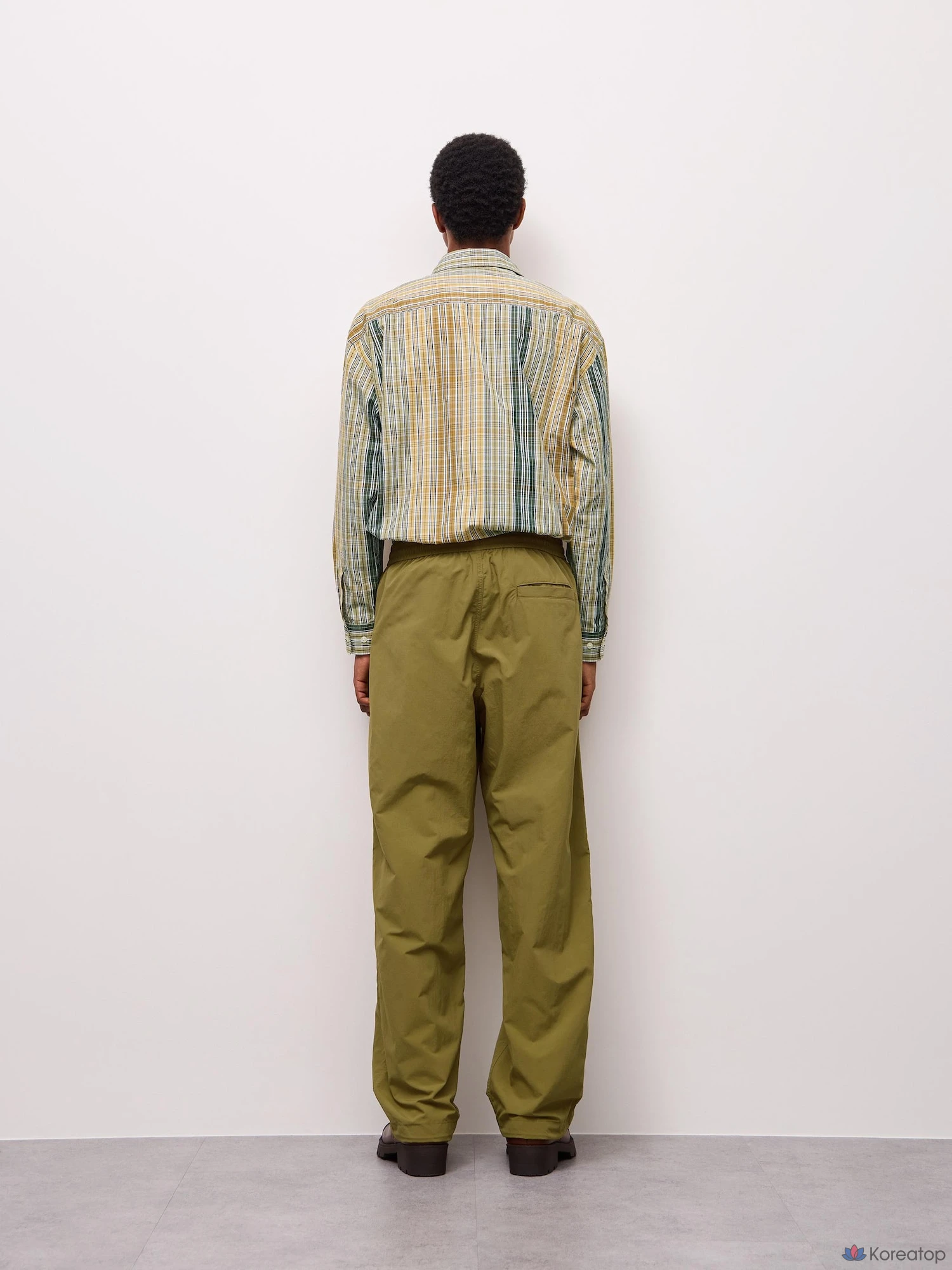Брюки Uniqlo Nylon Ripstop Wide Utility Pants