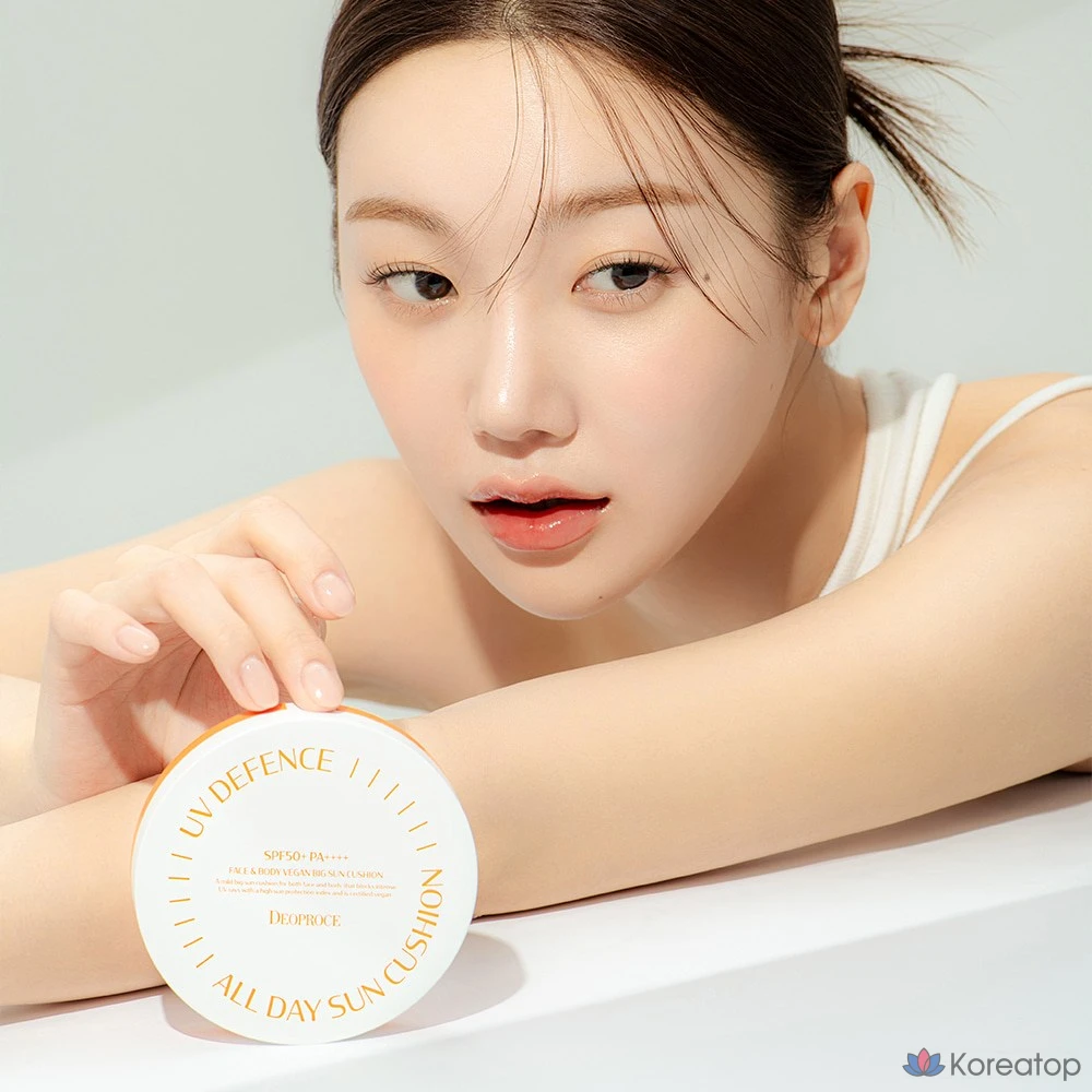 Солнцезащитный кушон Deoproce Light Big Size Tone-Up Sun Cushion UV Defense All Day, 25 г, 1 шт.