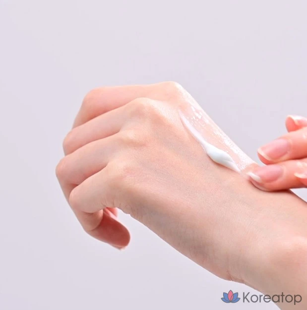 Крем для лица AMPLE:N Hyaluronic Shot Moisture Cream, 15 мл, 1 шт.