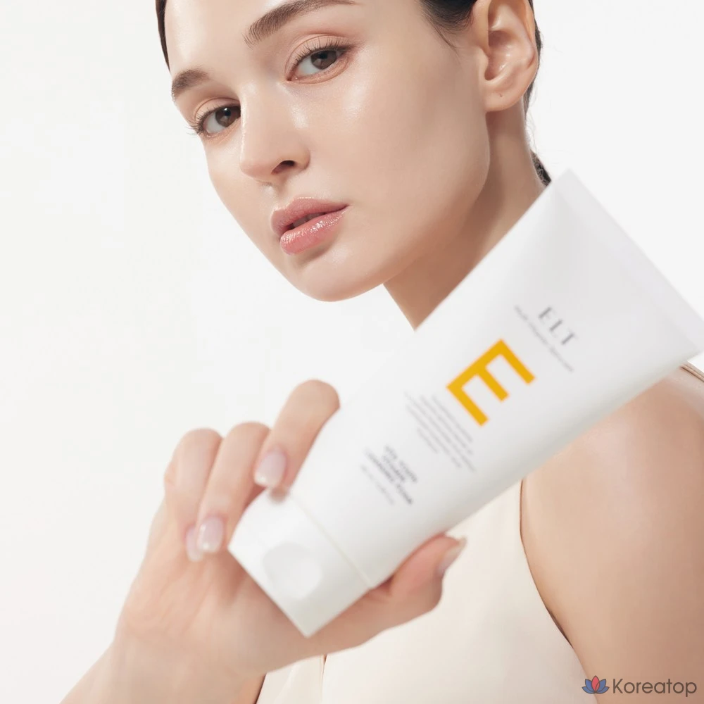Очищающая пенка ELT Vita Youth Vitamin C E Complex Hyaluronic Acid Cleansing Foam, 1 шт.