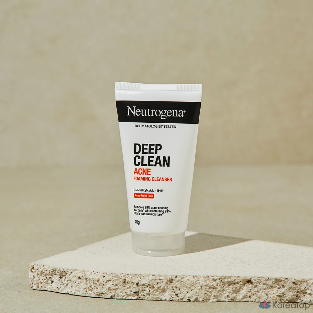 Очищающая пенка Neutrogena Deep Clean Acne Foaming Cleanser, 40 г, 1 шт.