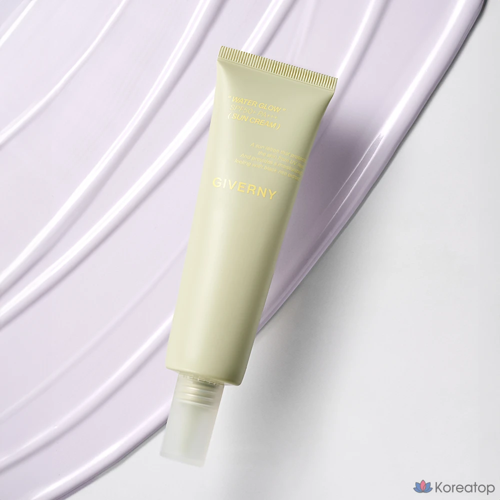 Солнцезащитный крем Giverny Water Glow Sun Cream SPF50+ PA+++, 50 мл, 1 шт.