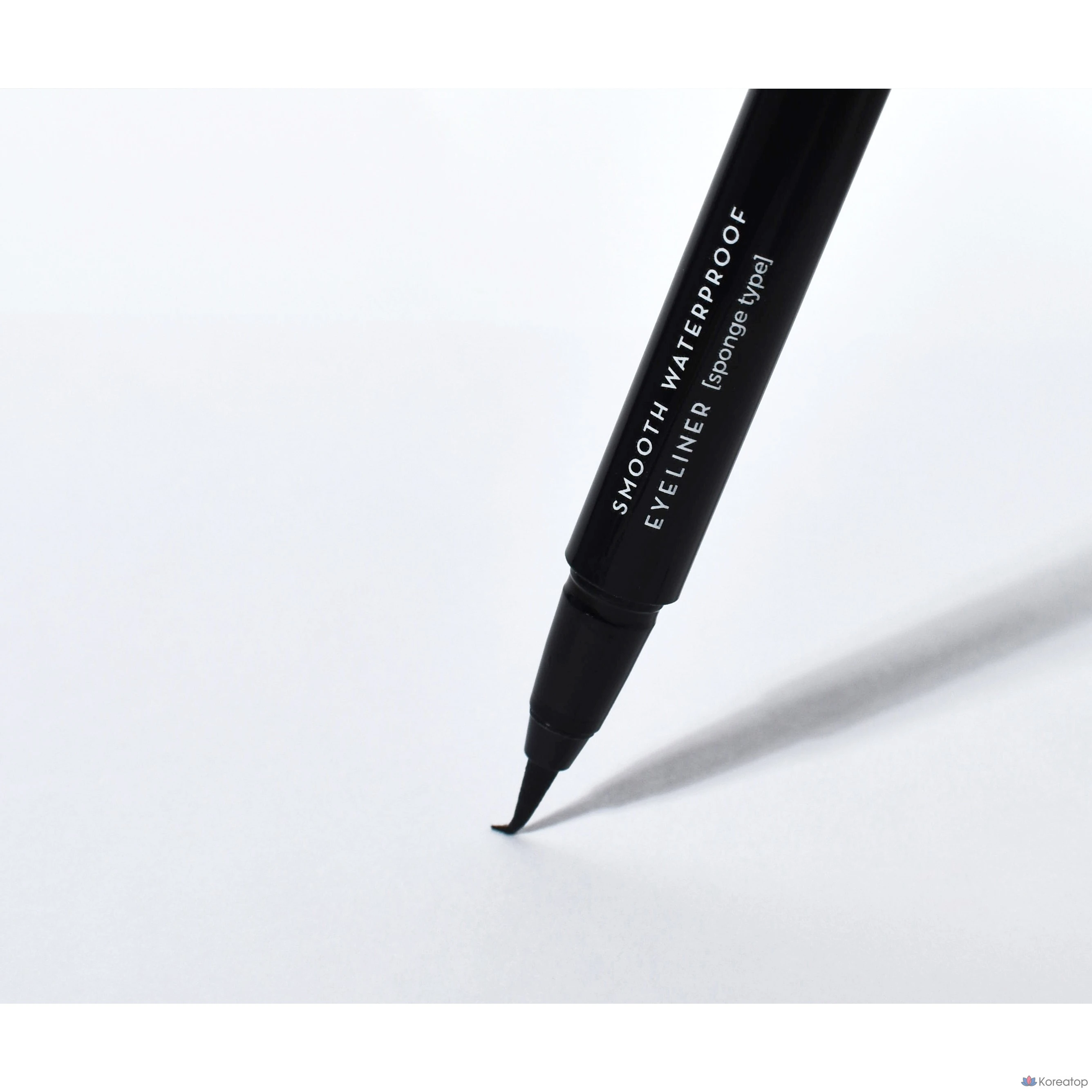 Айлайнер Lamelin Smooth Waterproof Eyeliner, оттенок Black, 0.5 г, 1 шт.
