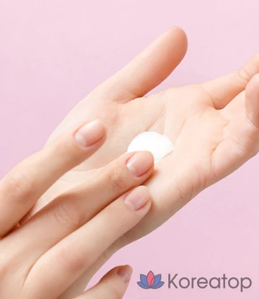Солнцезащитный крем HANSKIN Real Complexion Hyaluron Relief Water Sun Cream SPF50+ PA++++, 50 мл, 1 шт.