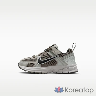 Кроссовки мужские Nike Zoom Vomero 5 SE SP