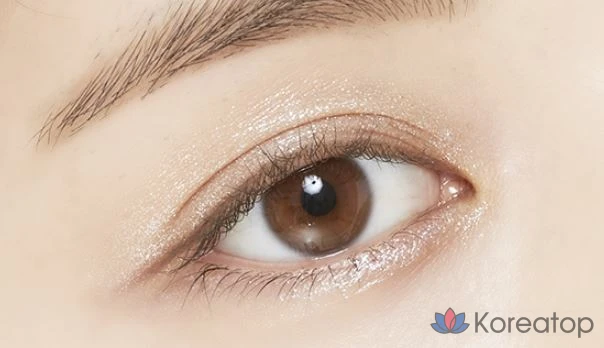 Тени для век Missha Dewy Glossy Eyes Eyeshadow, оттенок White Beach, 1 шт., фото 4