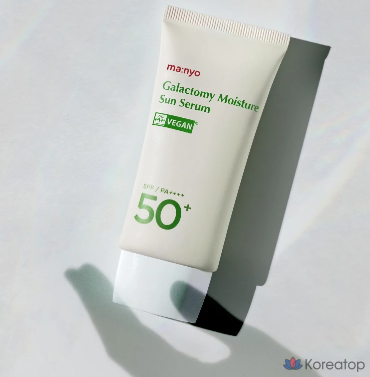Солнцезащитный крем-сыворотка Manyo Factory Galactomy Moisture Sun Serum SPF50+ PA++++, 50 мл, 1 шт.