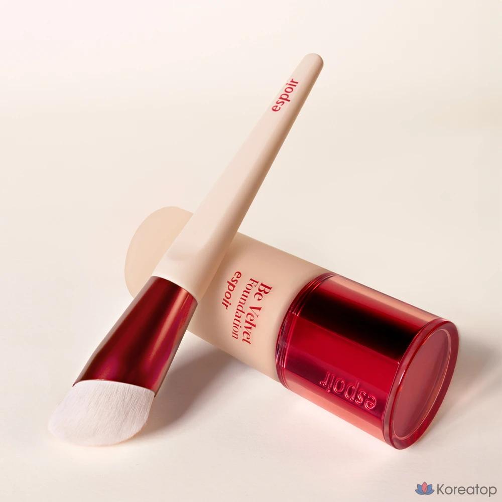 Кисть для макияжа Espoir Pore Blur Foundation Brush, белая, 1 шт.