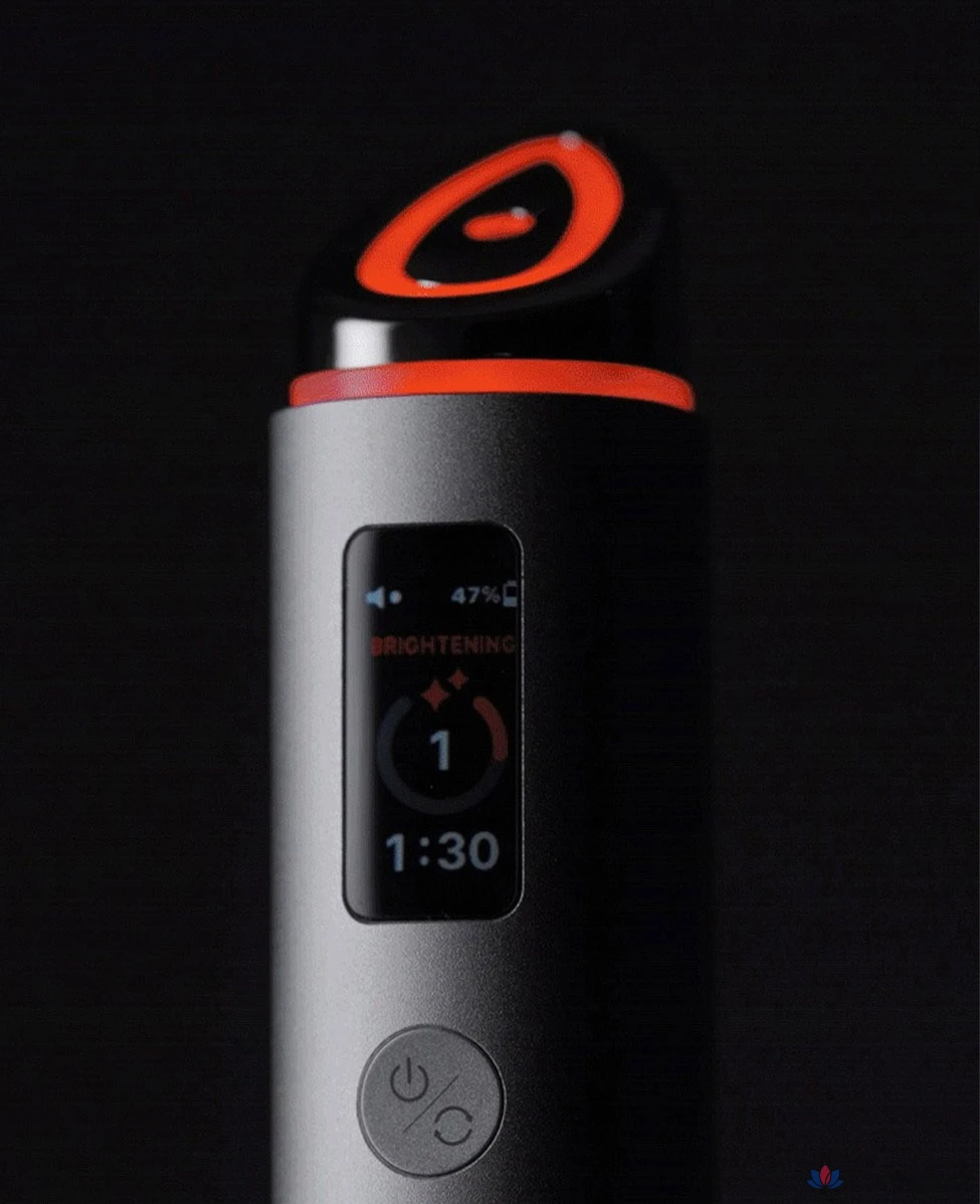 Многофункциональный косметологический аппарат Centellian24 Madeca Prime Max Skin Massager, оттенок Silver