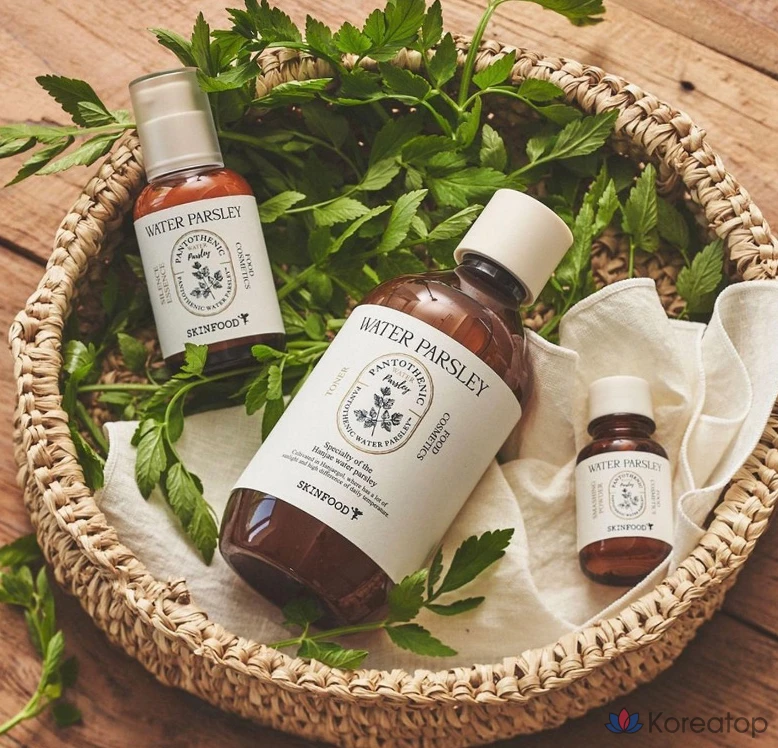 Тонер Skinfood Pantothenic Water Parsley Toner, 300 мл, 1 шт.