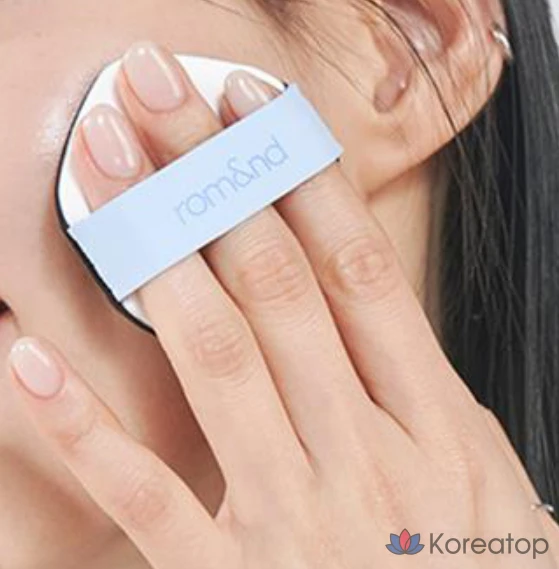 Кушон-подушечка ROM&ND Bare Water Cushion Foundation Refill, оттенок 01 Porcelain, 20 г, 1 шт., фото 6