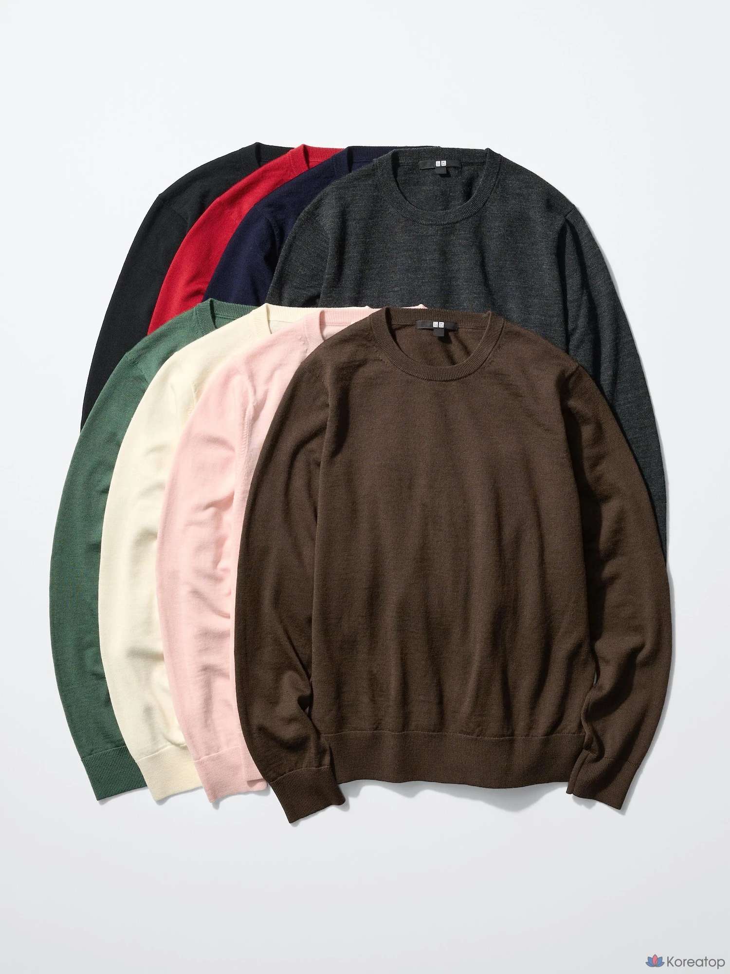 Свитер Uniqlo Merino Crew Neck