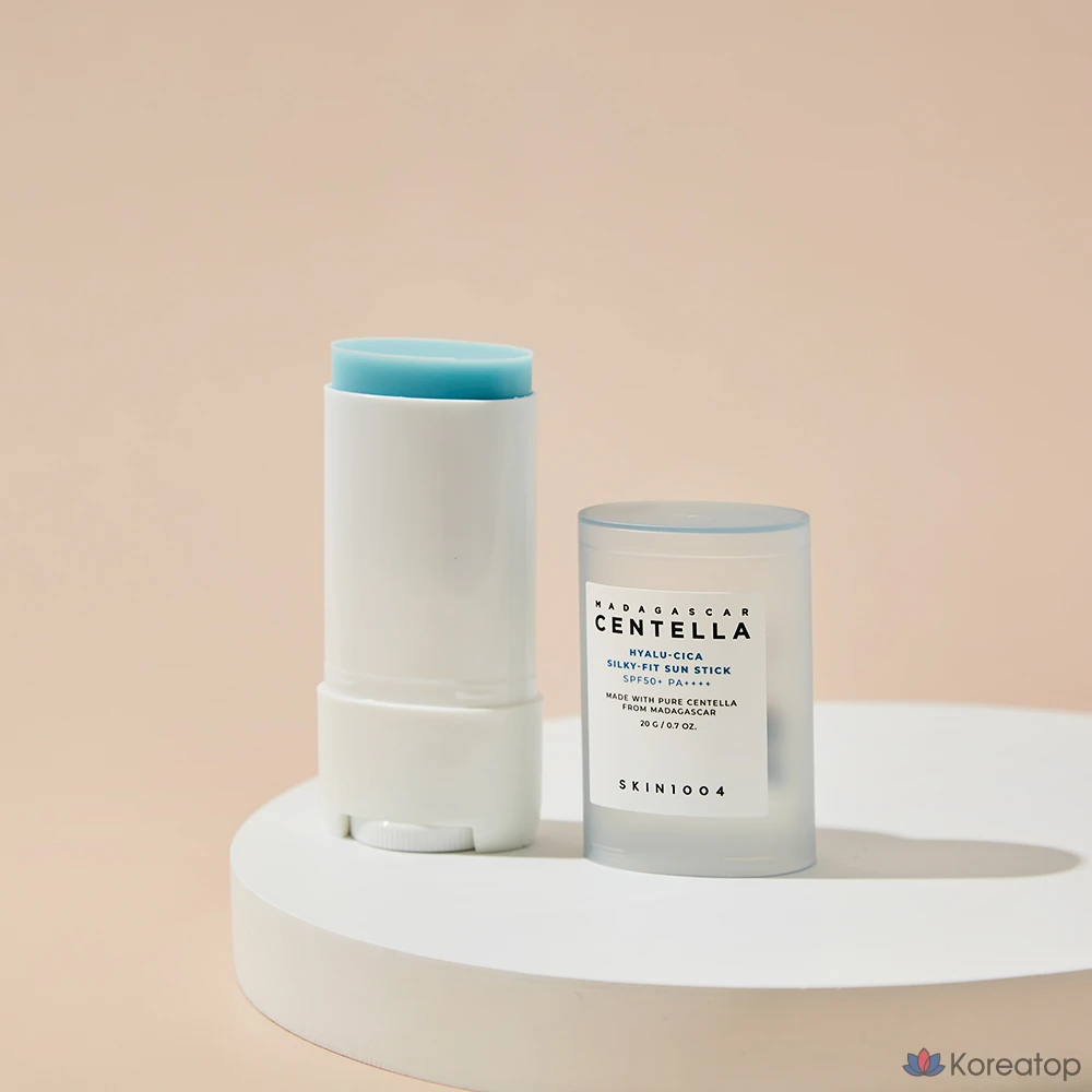 Солнцезащитный стик SKIN1004 Hyalu-Cica Silky Fit Sun Stick SPF50+ PA++++, 20 г, 1 шт.