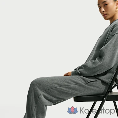Брюки женские Nike Studio Fleece Medium Weight Oversized High-Rise Washed Cuff Pants, фото 4