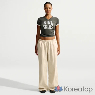 Топ женский Nike Skims Stretch Knit V-Neck Short Sleeve Top, фото 4