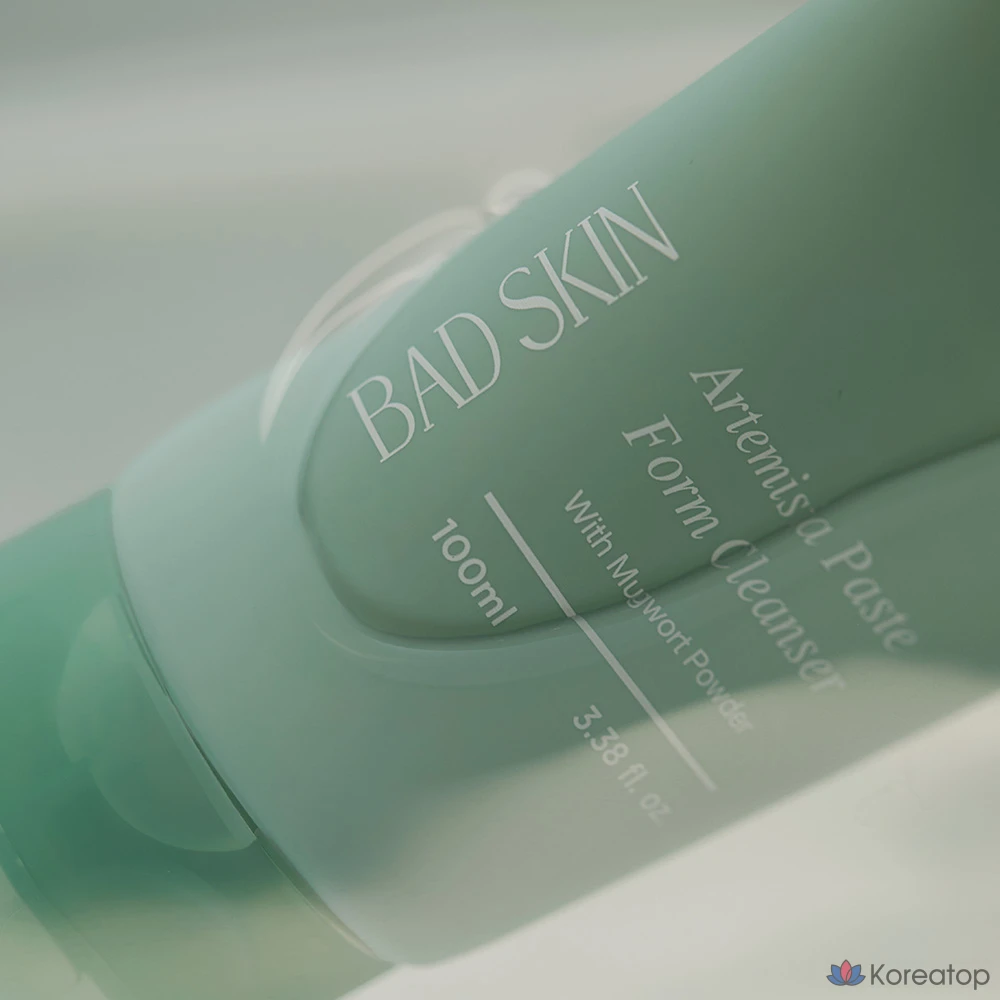 Пенка для умывания Bad Skin Artemisia Paste Foam Cleanser, 100 мл, 1 шт.